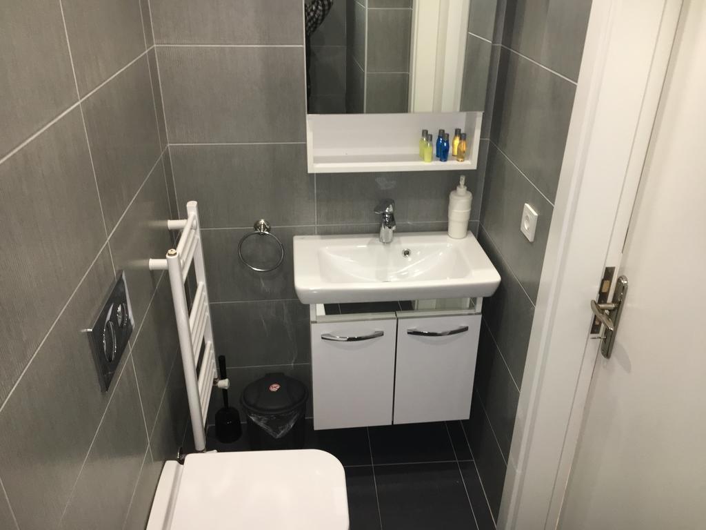 Cicekli Yali Hotel Бююкада Номер фото